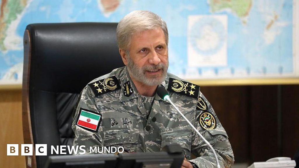 Iran promises a “decisive response” to the United States attack while Trump talks about a “regime change” in Tehran